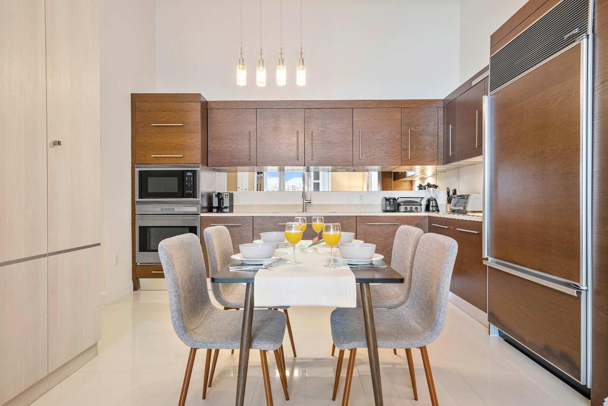 Mvr-water Views & Modern Luxury *