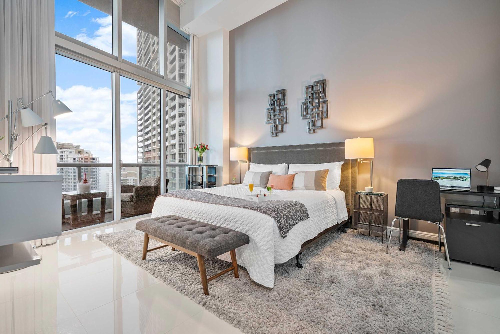 Mvr-water Views & Modern Luxury Miami