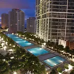Mvr-Water Views & Modern Luxury